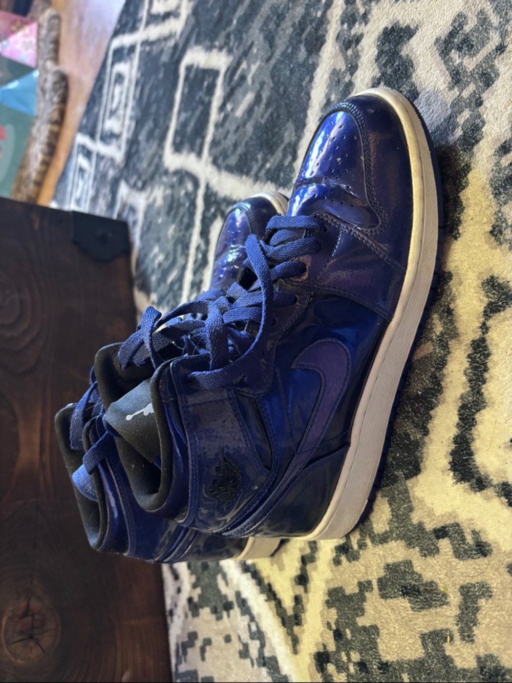 Nike Jordan 1 Retro (Deep Royal) Leather High-Top Sneakers in Glossy